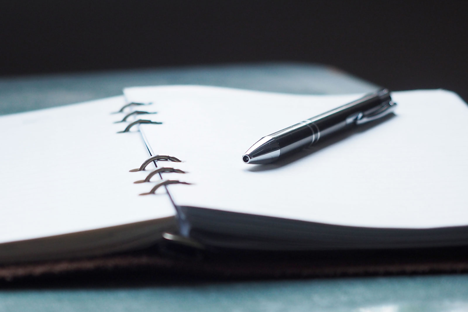 Stift mit Schreibbuch
