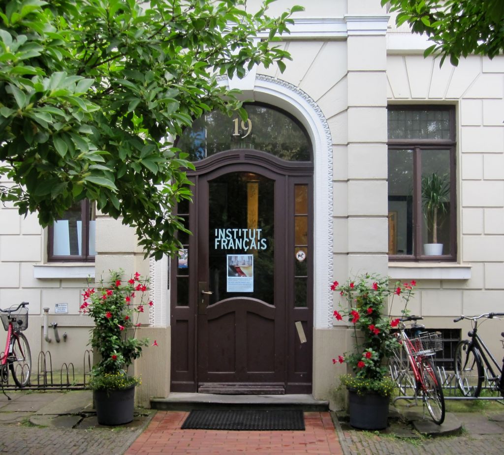 Foto des Instituts français von außen