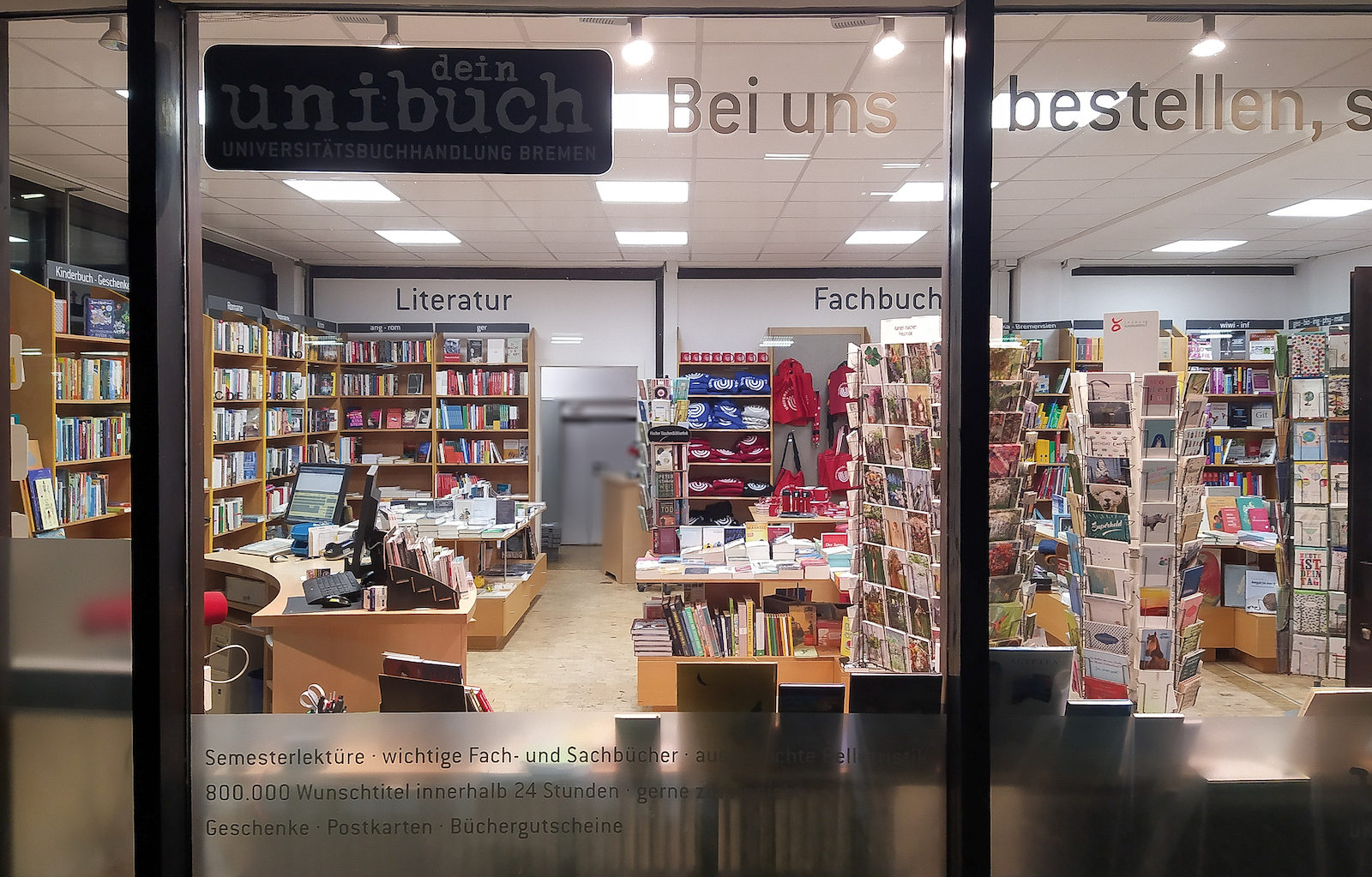 Foto der Universitätsbuchhandlung von außen