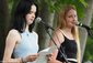 Madita und Sophie beim Slam bei Galaxie der Bücher